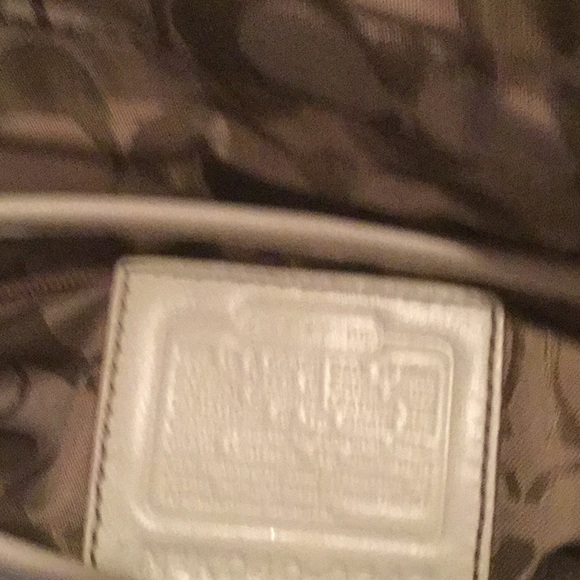 Coach, small hobo handbag - Picture 3 of 4